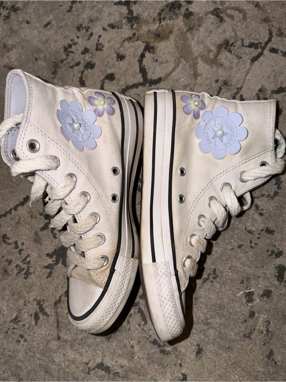 Converse high top